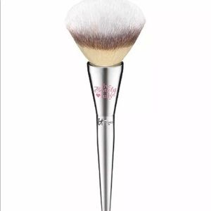 It Cosmetics All Over Powder Brush #211